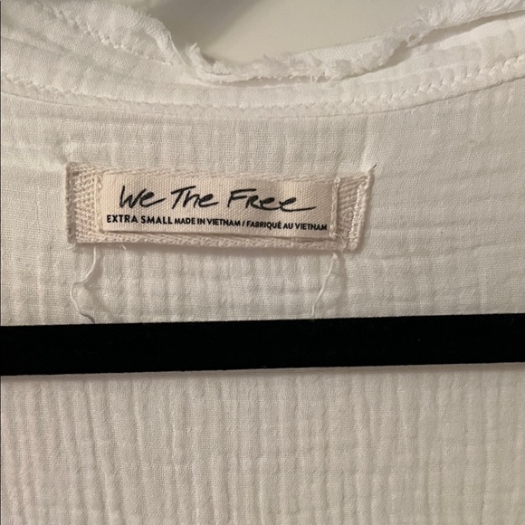 Free People- We the Free Daydream Buttondown - Picture 6 of 8